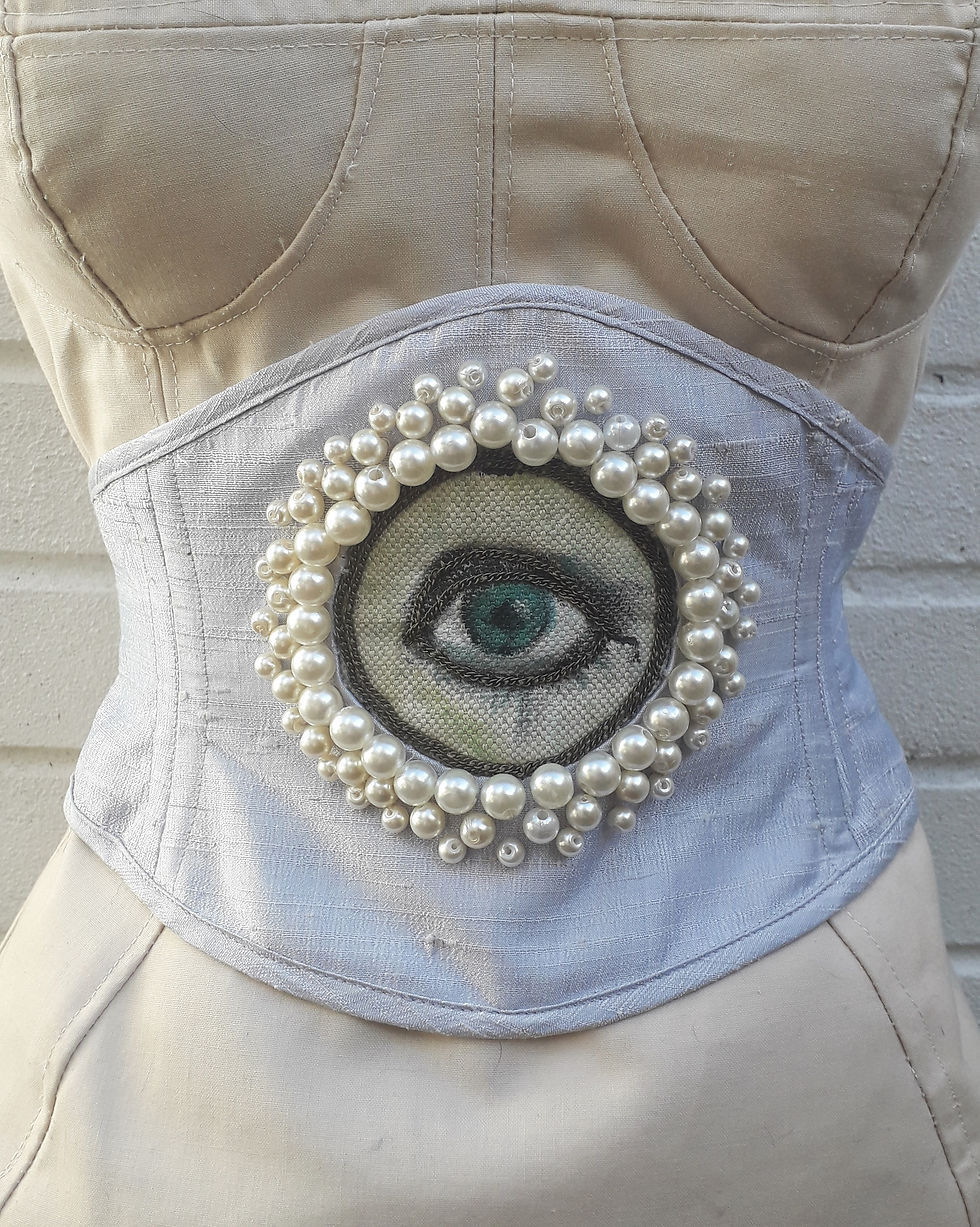 Thumbnail: Lover's Eye Corset Belt