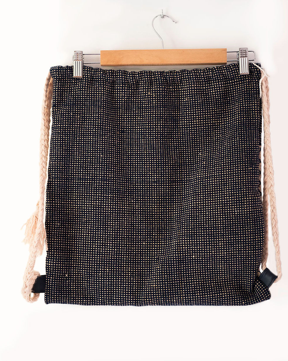 Thumbnail: hand-woven backpack - two warp technique