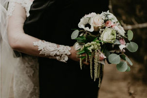 Lawrence kansas florist - wedding florist - lawrence kansas wedding florist - winter wedding flowers - wedding flowers-bridal bouquet-florist-flowers-wedding- Cider Gallery - Stems Event Flowers - Wedding florist in Lawrence Kansas 