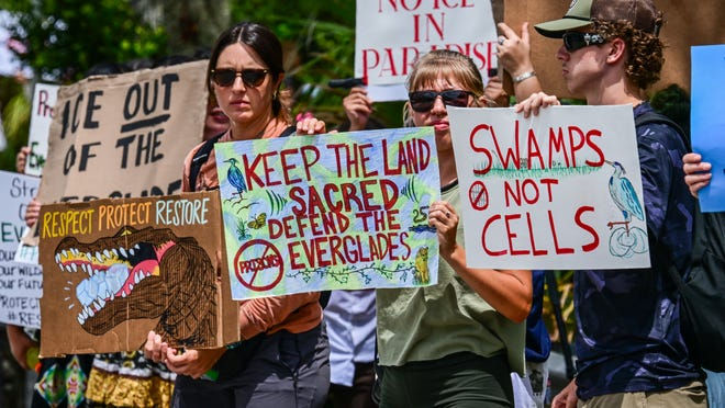 Trump Visits Controversial Florida Migrant Detention Center Dubbed ‘Alligator Alcatraz’