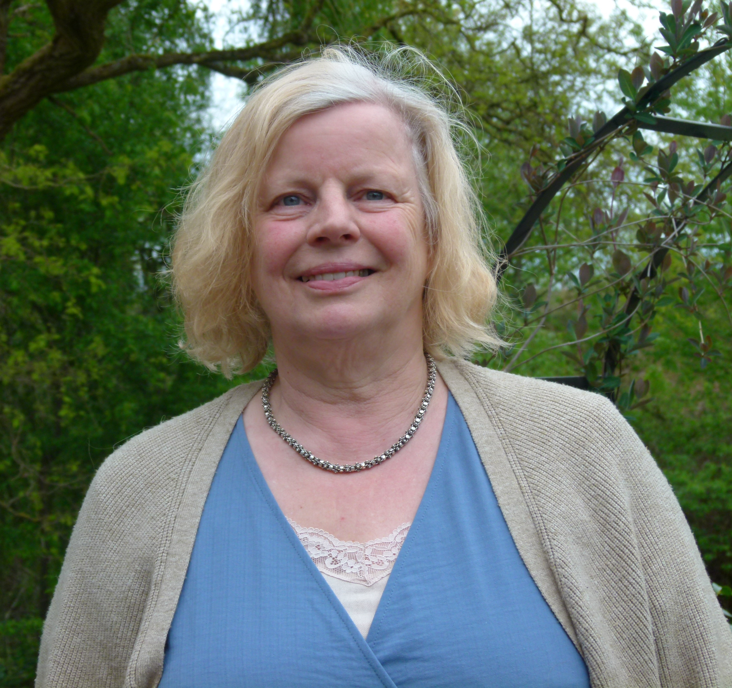 Helen voor boek_edited.jpg