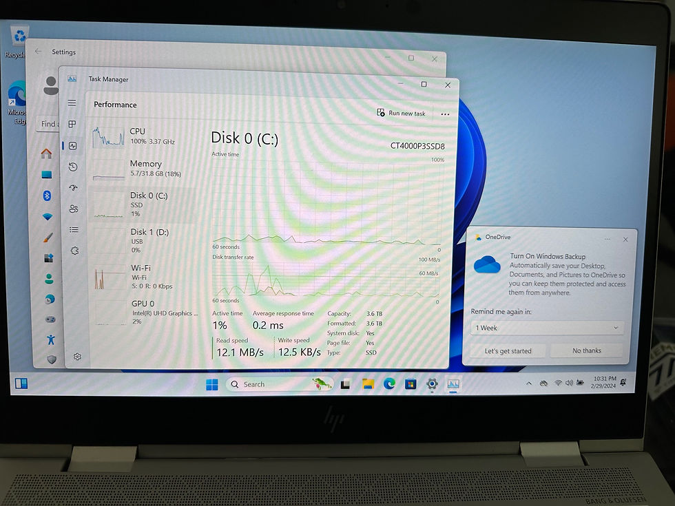 Thumbnail: Full screen of a HP Elite book laptop