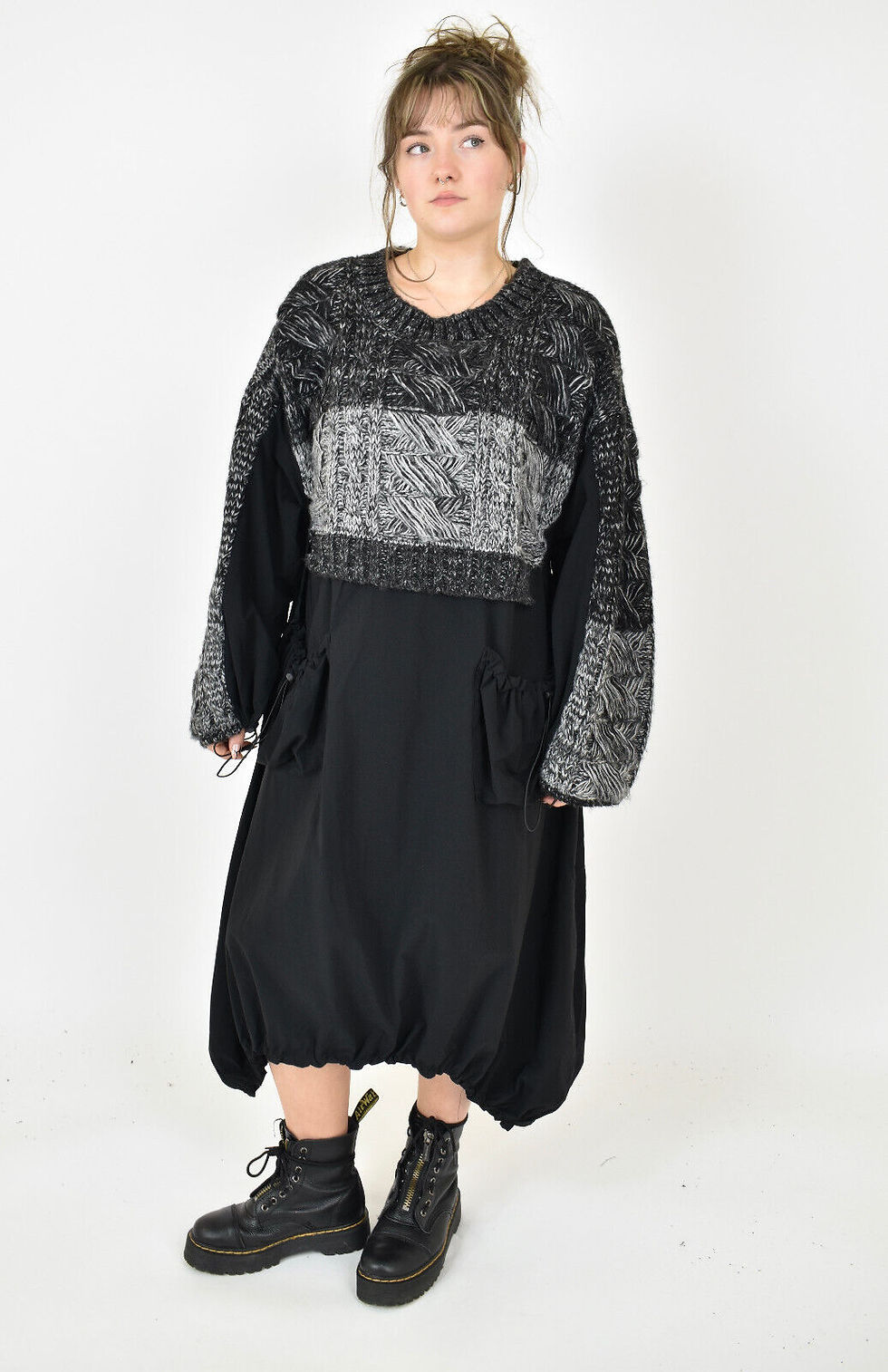 Thumbnail: CRAZY H4 black asymmetric knit balloon dress