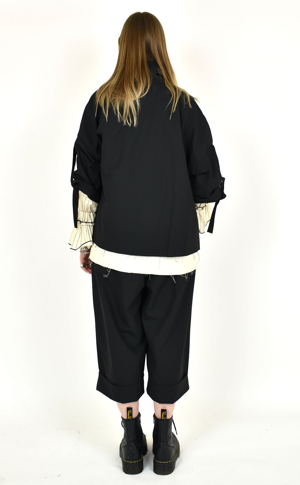 Thumbnail: Wendykei kimono style jacket in black & ecru