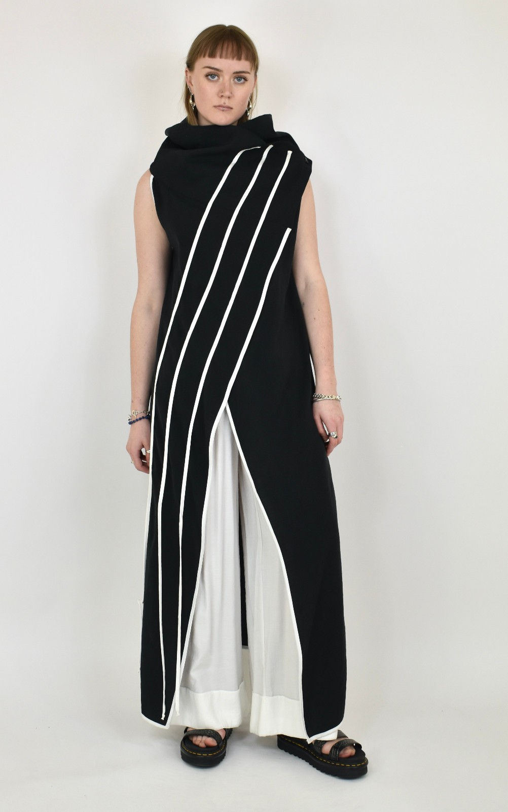CARACLAN funnel neck white/black overdress