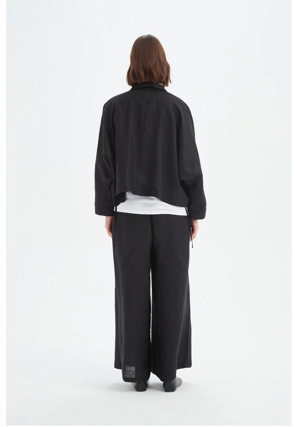 Thumbnail: Tirelli asymmetric crop style overshirt 100% French Linen