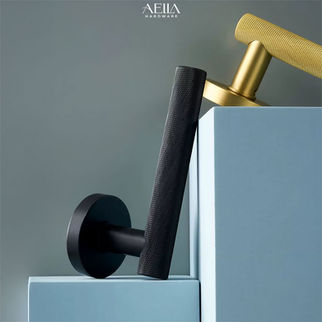 มือจับประตู สีดำ ความเรียบที่สะท้อนความเท่ในทุกบานประตู