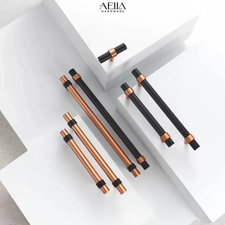 AELLA HARDWARE, มือจับเฟอร์นิเจอร์สีดำและทองวางบนพื้นขาว, สวยงาม, มือจับเฟอร์นิเจอร์ L3136