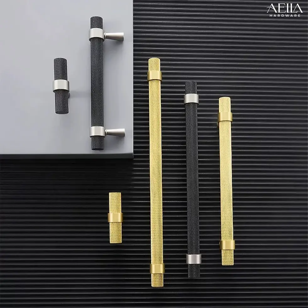 Various door handles display AELLA HARDWARE. บานพับข้อเสือสีเงิน with silver and gold color selections.