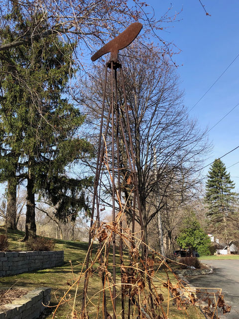 Laser cut steel trellis