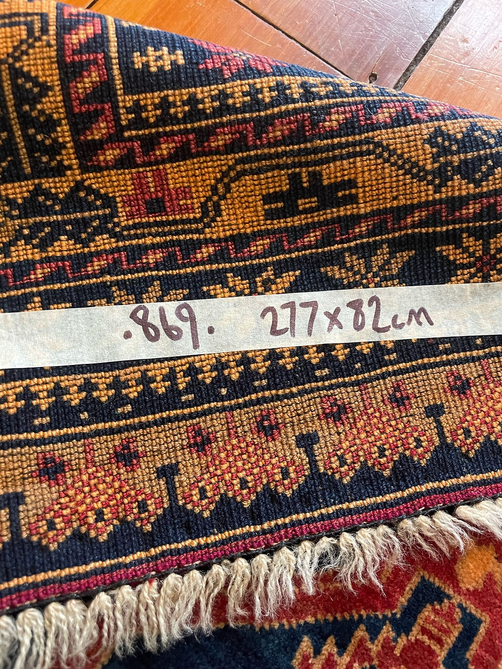 Miniaturbild: •869• 277x82cm.    Finely Knotted, very high quality Afghan Baluch Rug.