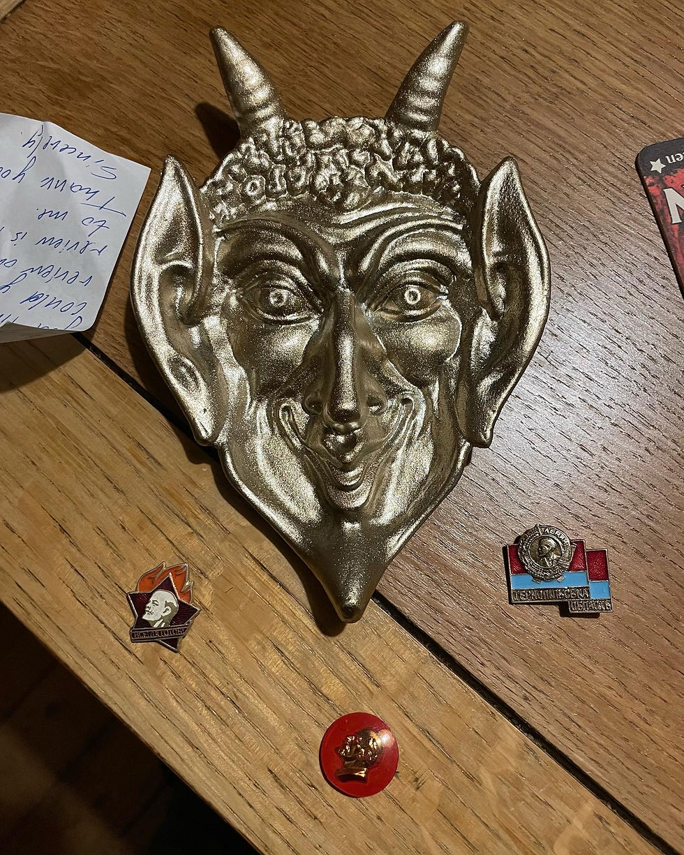 Miniatura: 1970s Soviet Cast Iron Devil Ashtray. Mint condition.  With 3 free Lenin pins 