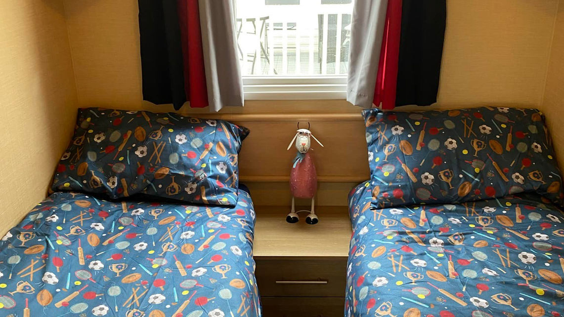 Beachside Bedroom 3.jpg