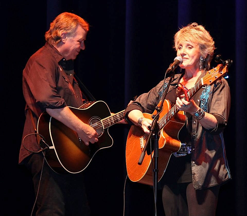 1185104_10200368187702898_1408640312_n