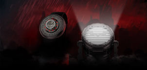 THIS BATMAN WATCH COME COMPLETE WITH A BATSIGNAL