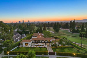 LEGENDARY HOWARD HUGHES HOLLYWOOD MANSION