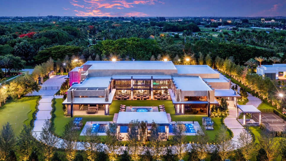 Villa Skyfall