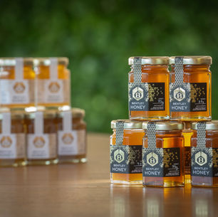 BENTLEY'S FLYING BEES HONORED WITH SPECIAL BLACK LABEL EDITION HONEY