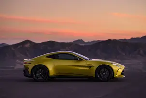WE TAKE A LOOK AT THE NEW ASTON MARTIN VANTAGE