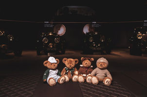 BENTLEY BEARS ARE DRIVING HOME FOR A CUDDLY CHRISTMAS
