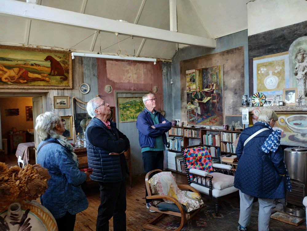 Charleston-farmhouse-3.gif