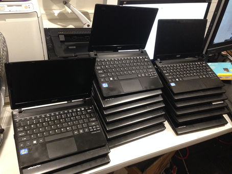 Acer B113M 11.6 inch windows 10 core i5 2.7 ghz core cpu 5gb mem