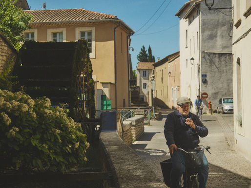 L'Isle-sur-la-Sorgue & Avignon