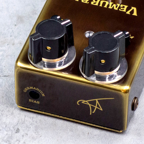 Vemuram Myriad Fuzz［Josh Smith Signature］ | Play Music