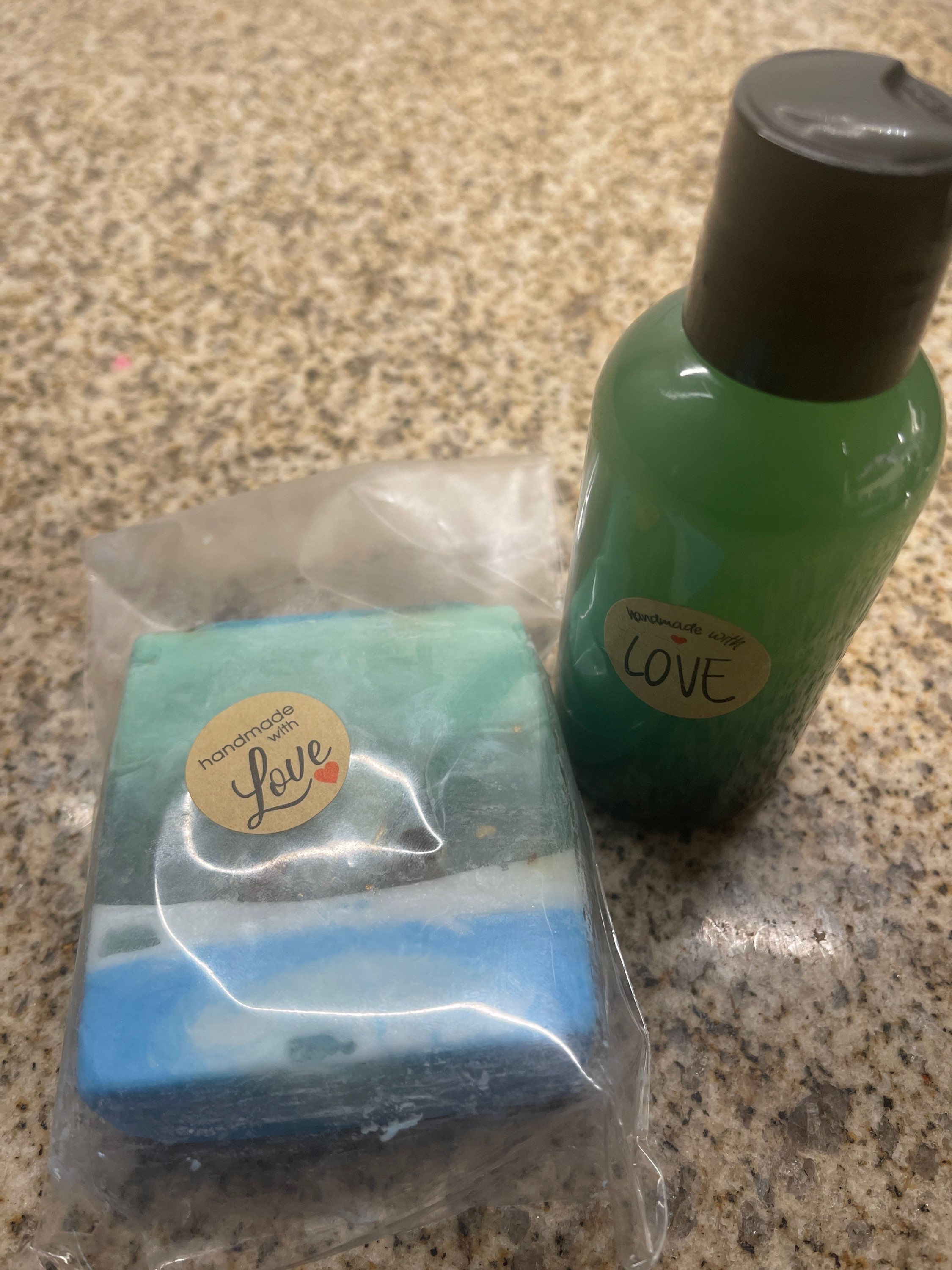 MEN SOAP & BODYWASH SET 