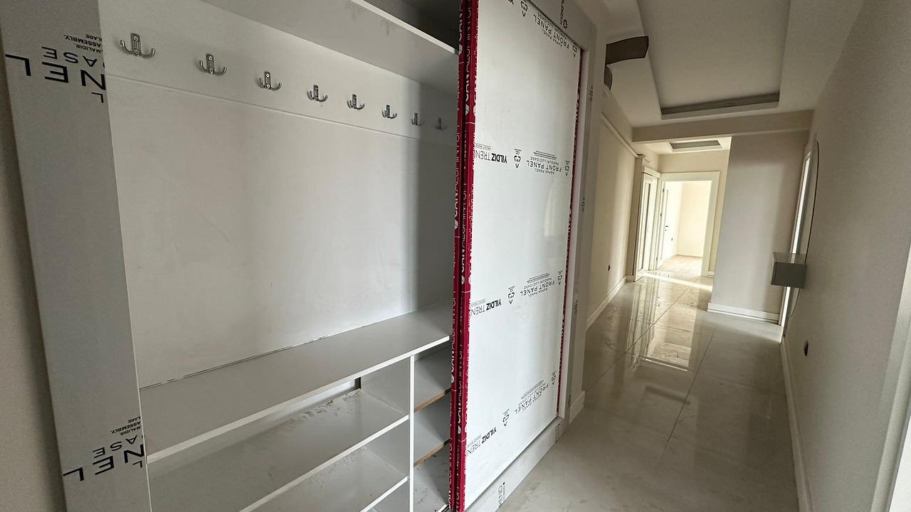 Uzunlar Emlak'tan Merkezi Konumda, Geniş ve Konforlu 4+1 Daire