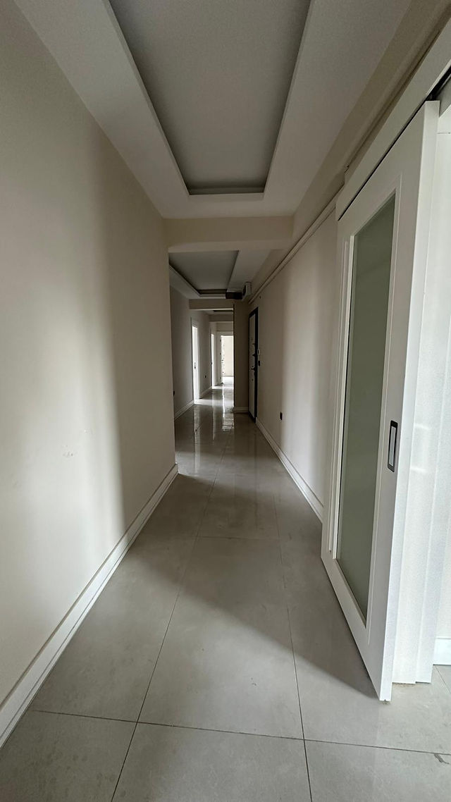Uzunlar Emlak'tan Merkezi Konumda, Geniş ve Konforlu 4+1 Daire