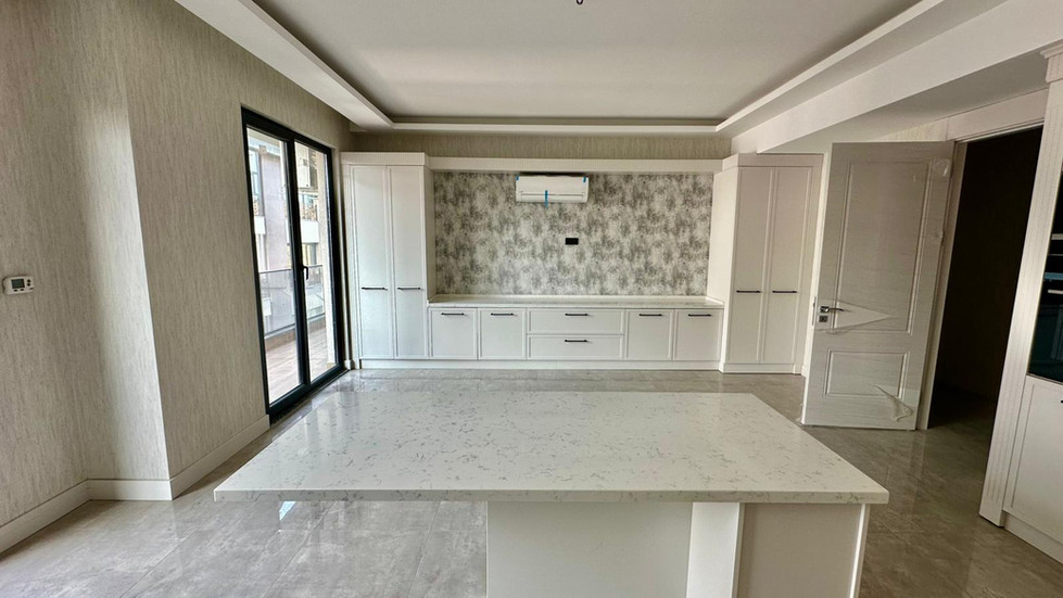 Uzunlar Emlak'tan 5+1 Teraslı Dubleks Satılık Daire