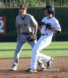  Nic Gillies coasts into second after knocking in a run