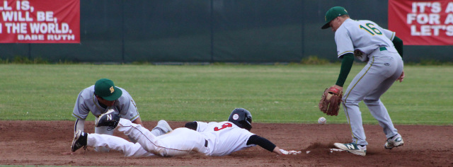 Nicholas Belgum safe at 2nd