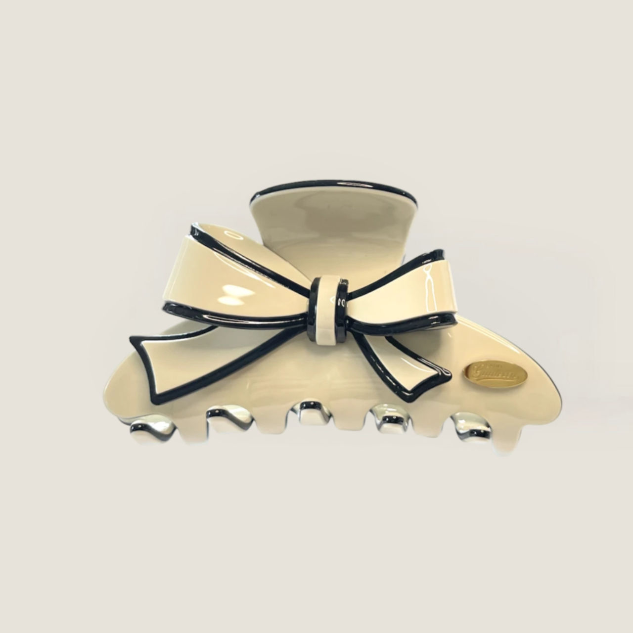 Saint Giudecca ボウタイモチーフヘアクロウ/WH