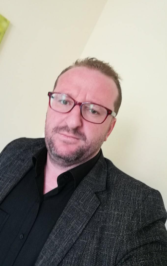 Yazarın fotoğrafı: Nihat Ustun