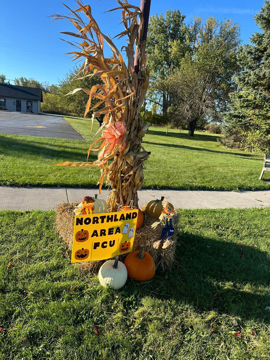 Lamp post decorations