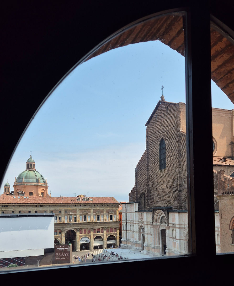 vista da Piazza Maggiore, 2026