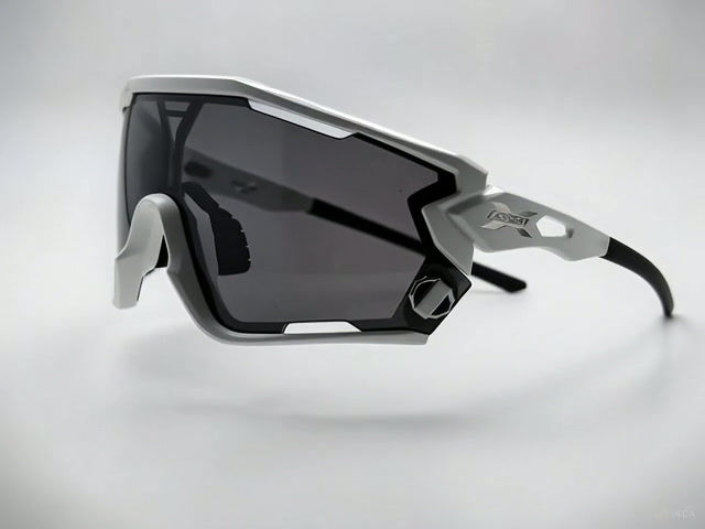 Thumbnail: 【XMOMENT】 Phantom Pro Performance Cycling Sunglasses (White Black)