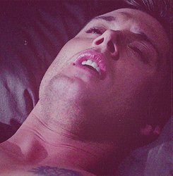 tumblr_m8bm9x06Zc1rrunj2o3_250