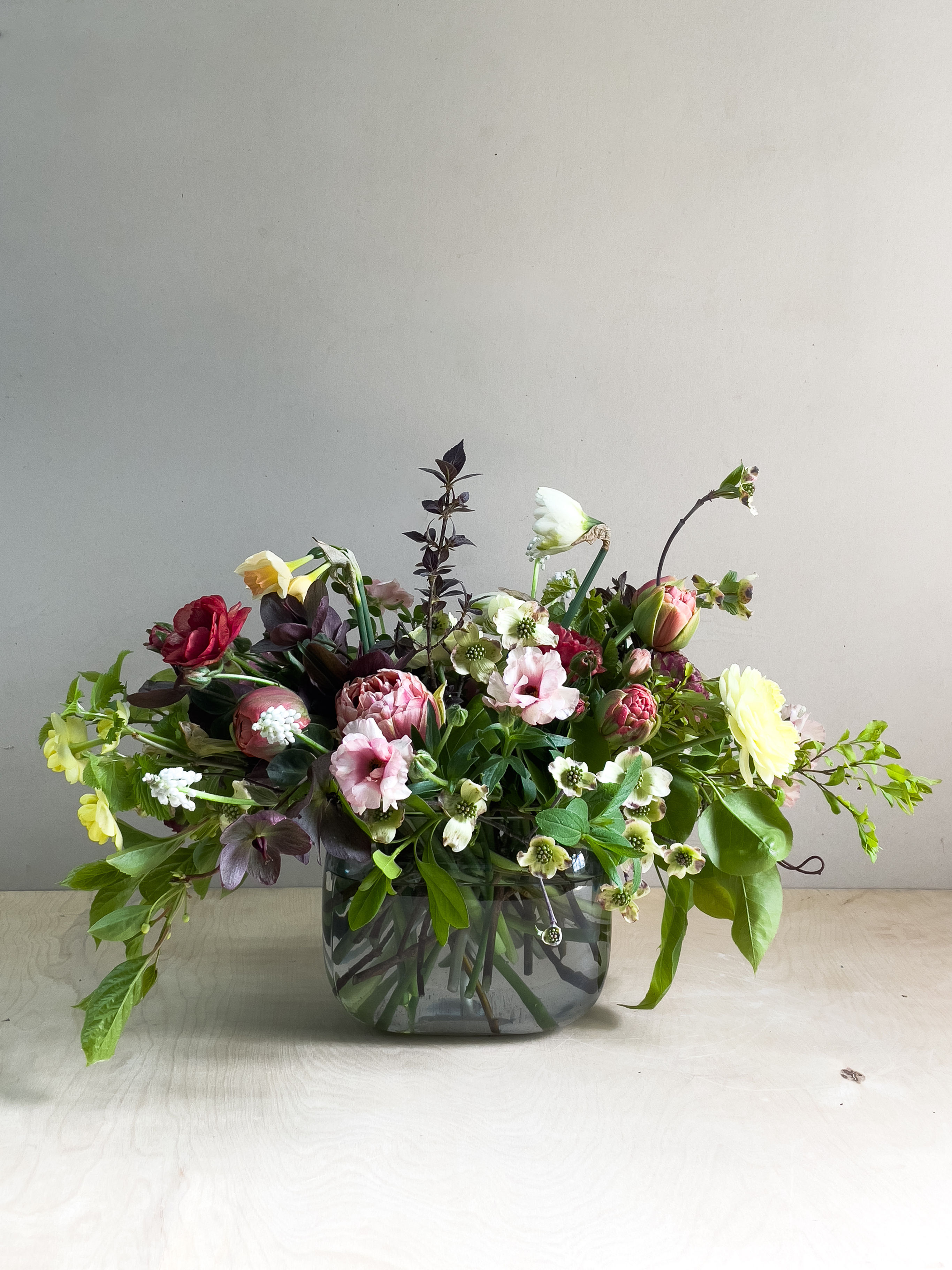 Holiday Centerpiece - Apr. 3rd or Apr.4th