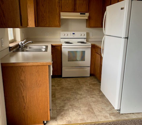 706 S. 72nd Kitchen.jpg