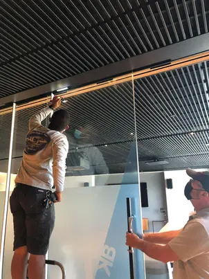 Sliding-Glass-Door-Big-Repair-scaled-37989c34.webp