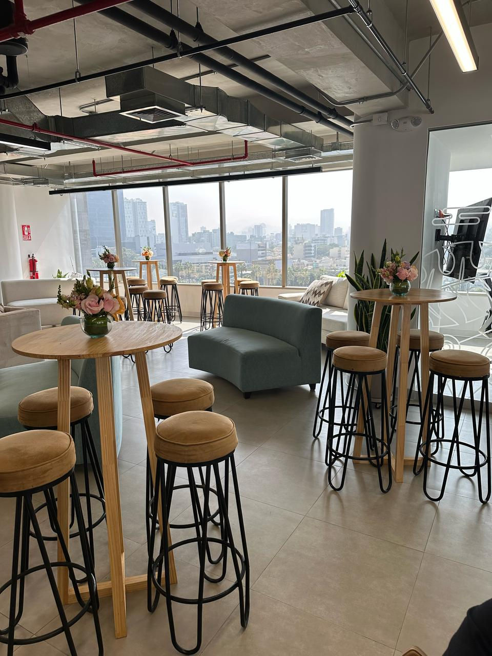 Miniatura: Mesa Japandi