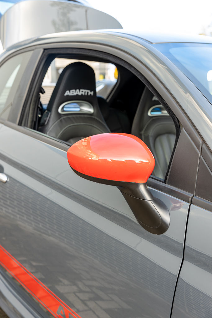 Thumbnail: Abarth 595