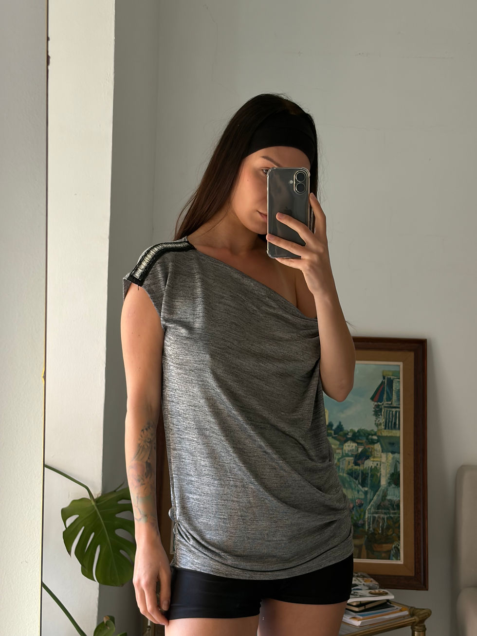 Thumbnail: T-shirt With Beaded Epaulettes