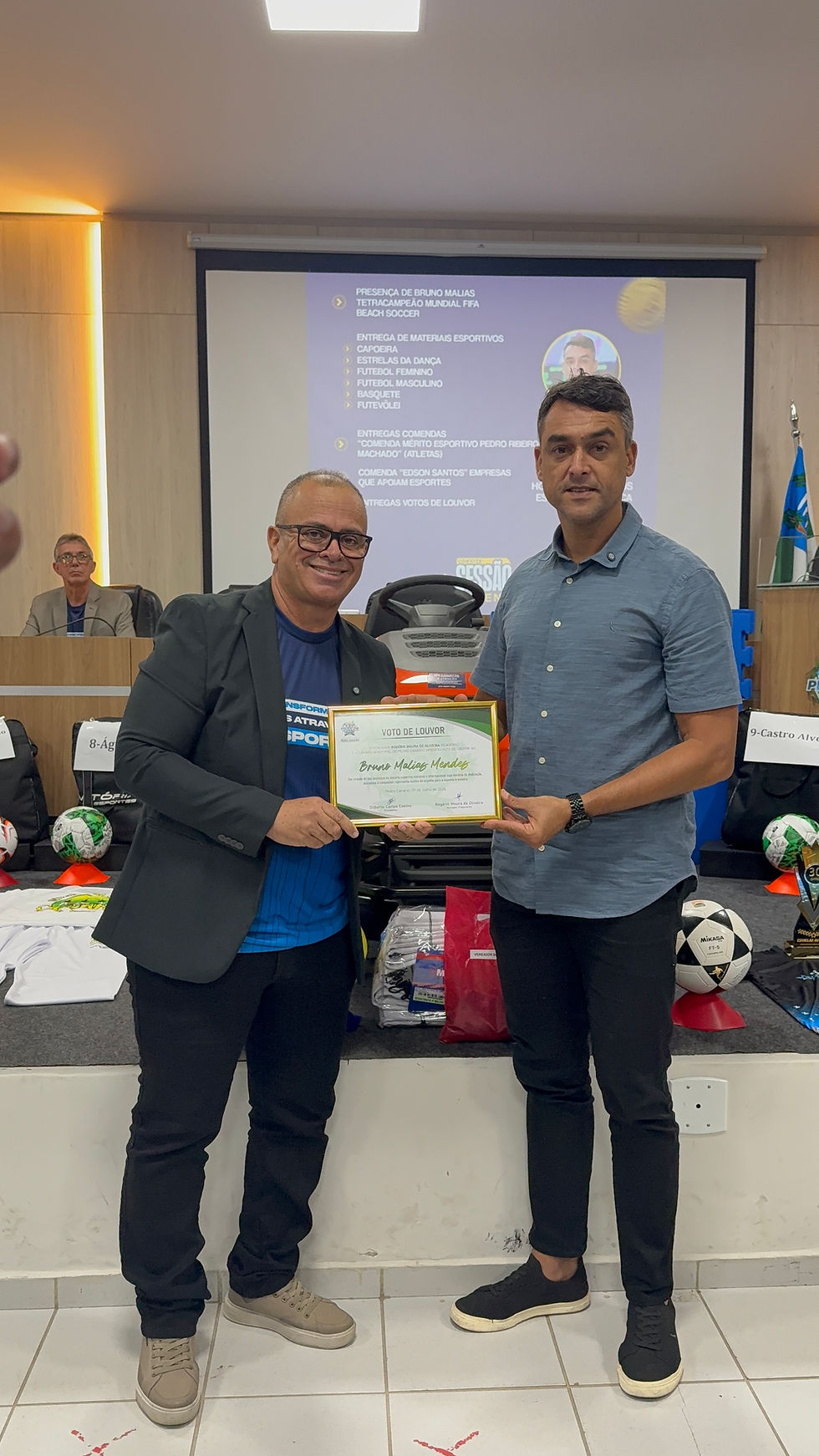 Bruno Malias recebe Voto de Louvor da Câmara Municipal de Pedro Canário