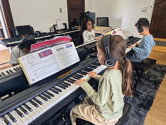 kids piano lessons