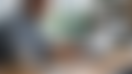 Self-Resolution Without the Risk: Refunds & WISMO at Scale