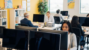 ChatGPT verovert de werkvloer – maar niet overal even snel